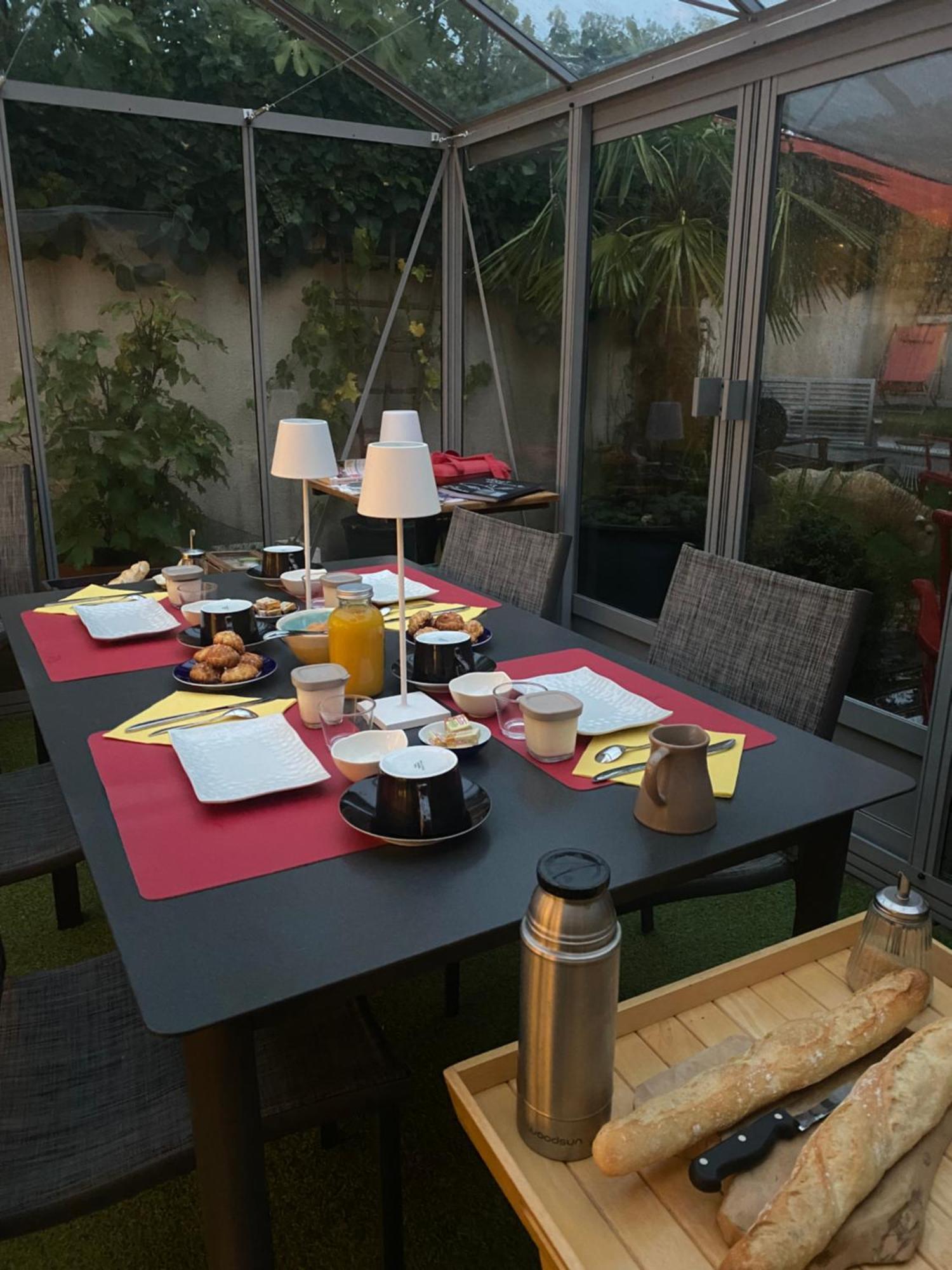 Suite En Terrasse A Cognac Dış mekan fotoğraf